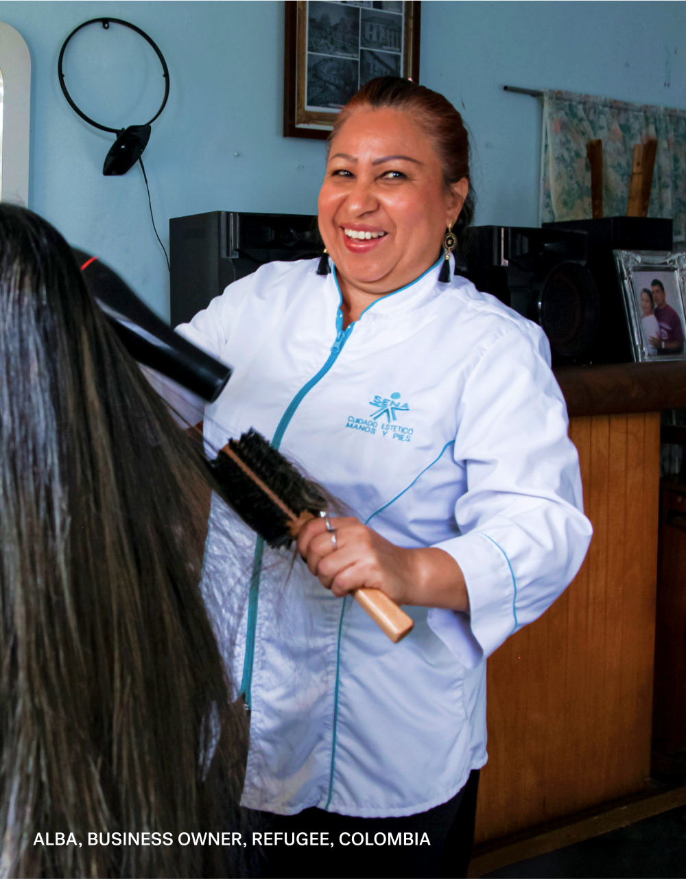Alba, business owner, refugee, Colombia