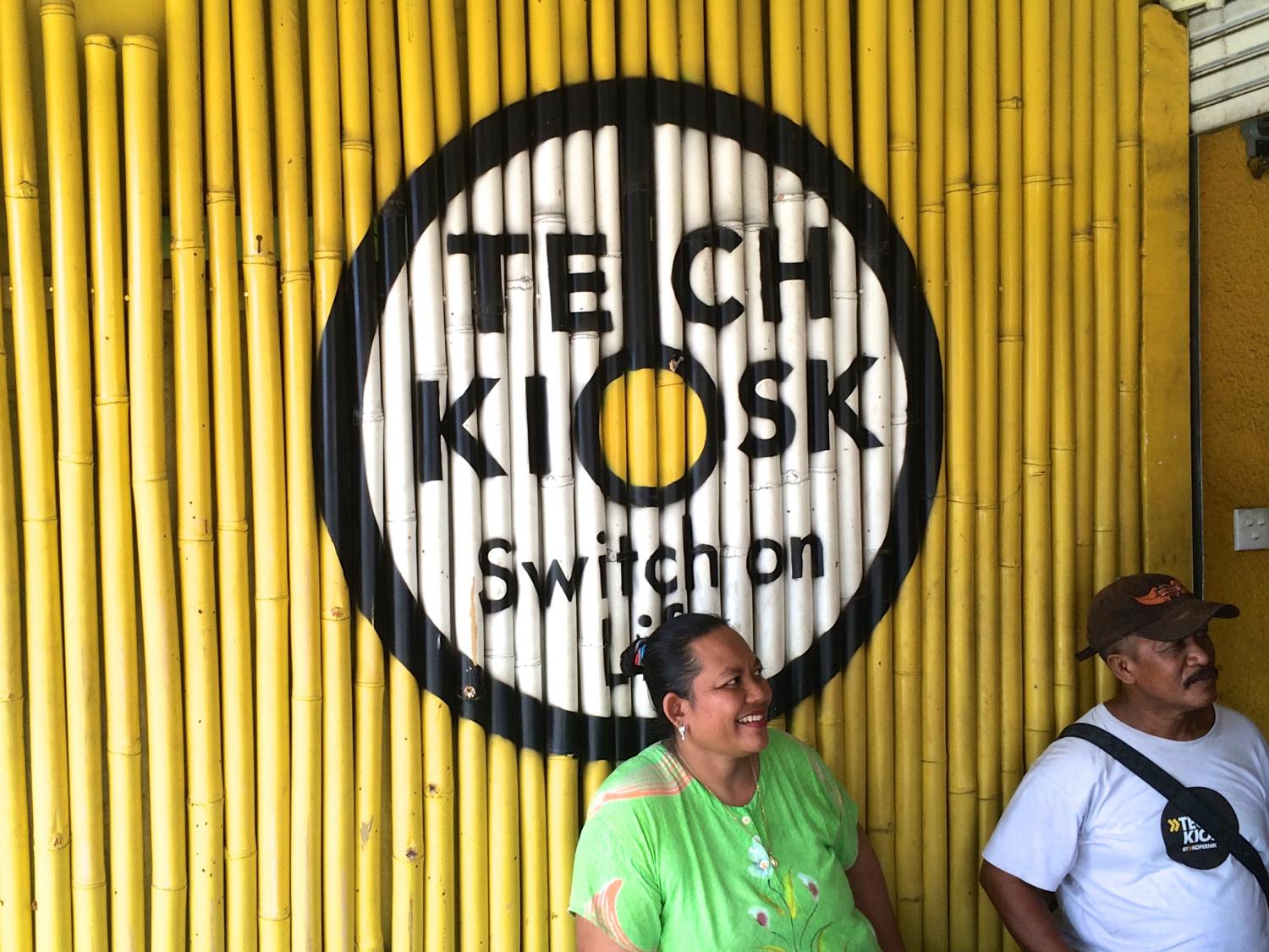 Three Bright Ways to Sell a Solar Lamp in Indonesia