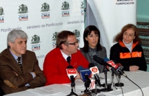 Minister Felipe of Mideplan Chile visits Socias of Fondo Esperanza and reveals results of the national socio-economic survey