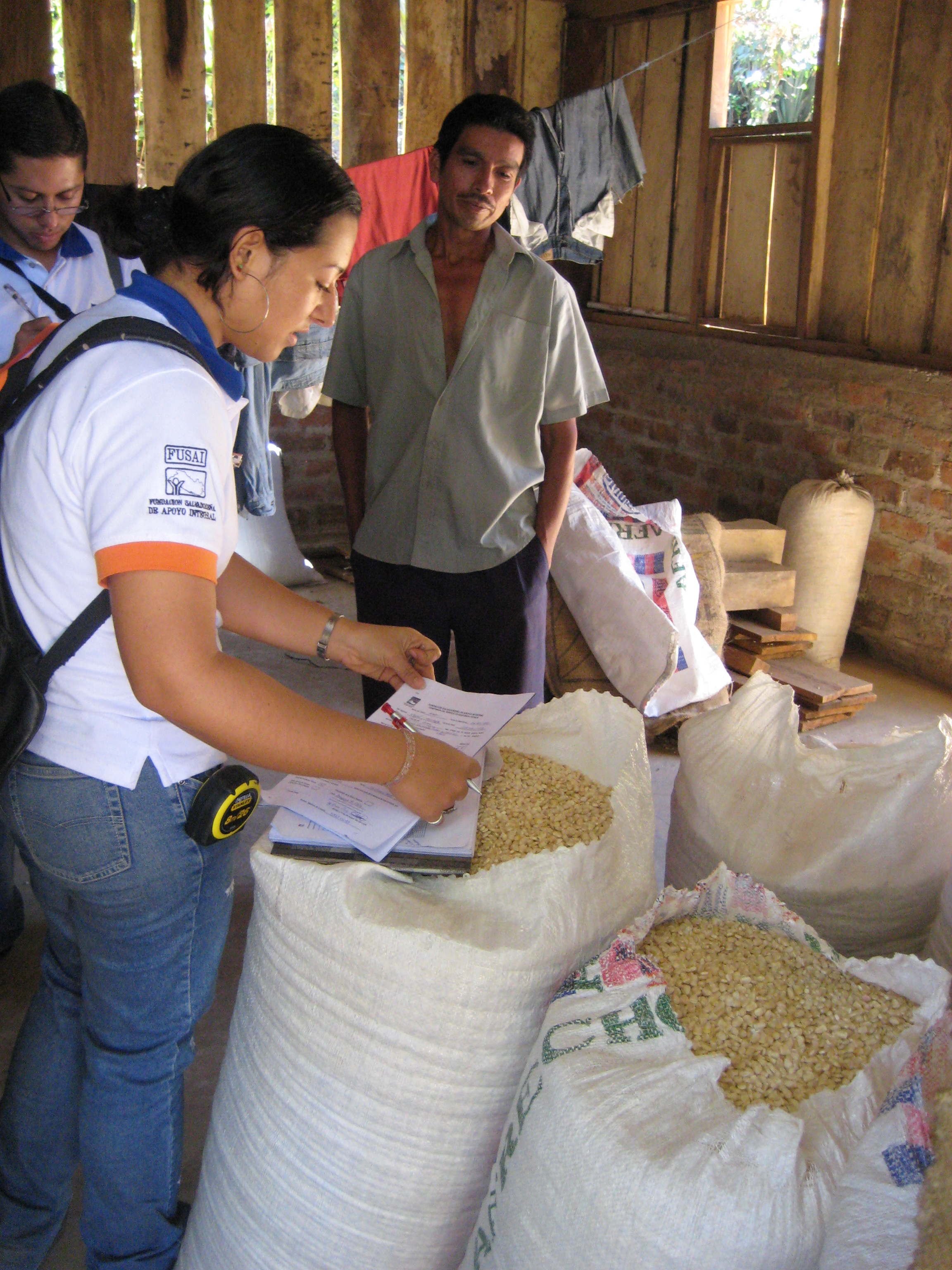 Mi casa, tu casa: A Kiva Fellow at the Apoyo Integral field partner in El Salvador