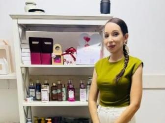 Photo of Elaine Eliza