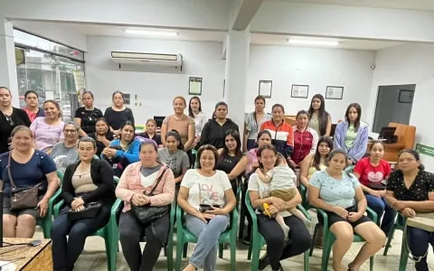 Las Distinguidas Group