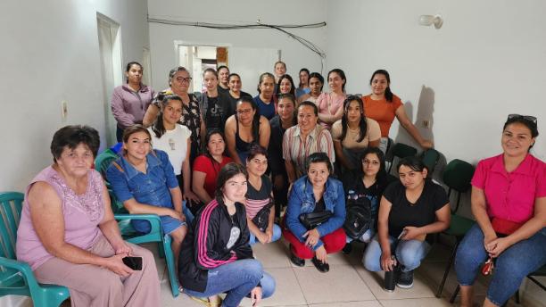 Mujeres Luchadoras Group