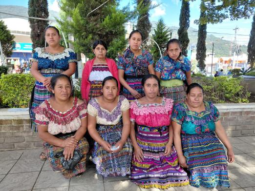 Las Rosas De Chipaj Group